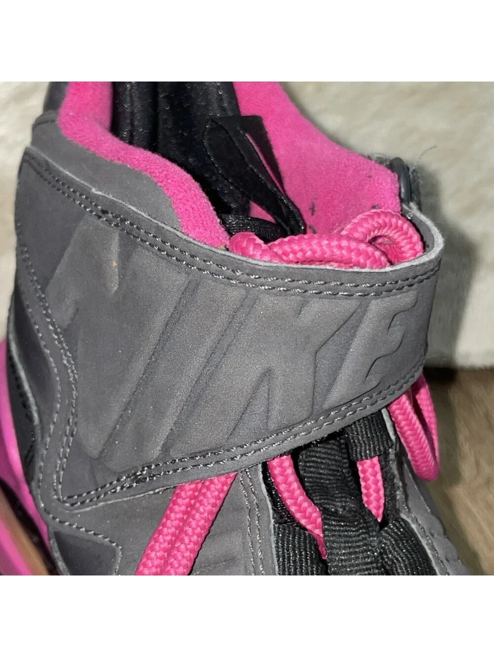 Nike Air Griffey Max 1 GS Black Gray Pink Retro Sneakers Ken Griffey Jr. Sz 5.5Y